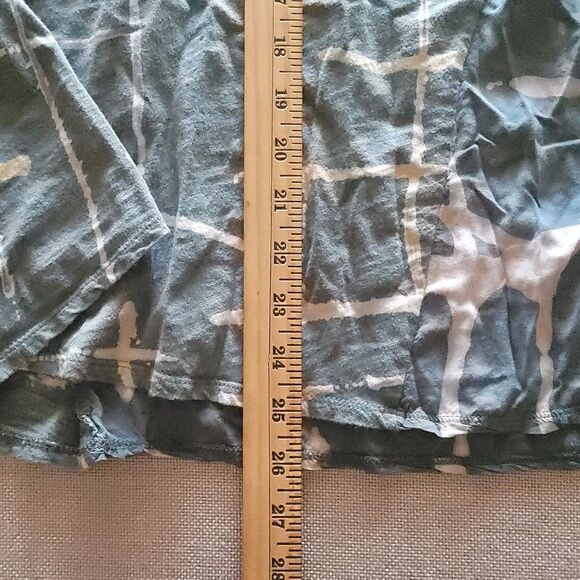 Anthropologie AKEMI + KIN 'Light Streaks' Blue Short Sleeve Swing Tee Size Large - Picture 11 of 11